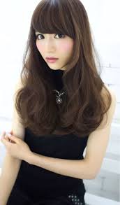 前髪で印象が変わる ロングヘアの前髪カタログ20 ロングヘア ヘアカット ロング 髪型 パーマ