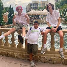 See what sebas benitez (sebasbg1999) has discovered on pinterest, the world's biggest collection of ideas. Baylen Levine On Twitter Sebas Gives Your Girl This Look Wyd