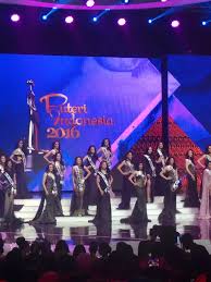 Karena juara 1 tidak sama dengan 2 ataupun 3 serta 2 tidak sama dengan 1, dan 3 juga 3, tidak sama dengan 1, dan 2. Tiga Finalis Puteri Indonesia 2016 Dan Pemenang Puteri Atribut News Entertainment Fimela Com