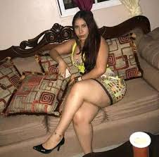 Como les he dicho hay muy poco material de esta belleza que nos ha dejado, ya que se retiró muy pequeña aun de este tipo de modelaje. Pin By Franco Corleone On B Muneca Fashion Women Laura