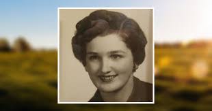 Minnie Mcclure's Instagram, Twitter & Facebook