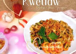 Akan tetapi jika sobat mau menelaah dan melihat daun jati tersebut pasti akan. Resep 242 Kwetiaw Goreng Bakso Ikan Tenggiri Enak Resep Masakan Ibu