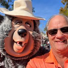 Will front desk hold grocery deliveries?