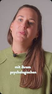 So schön, wie unser grandioses Yoga-Ausbildungsteam mit Eva @eva.weinmann,  Marcel @purnam.de und Fabian @fabianschlaeper wertgeschätzt wird. Wir sind  so froh, die drei mit an Bord zu haben! 🙏🏻☺️ , Du ...