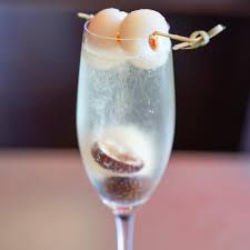 51 Likes 1 Comments Thai District Dtlb Thaidistrict On Instagram Happy Sunday Longbeach Come Hangout With Us And E Lychee Champagne Flute Glassware