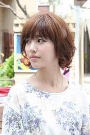 Asian Hairstyles Soft Casual Wavy Brown Bob Haircut Hairstyles Weekly Asian Hair Japanese Hairstyle Asian Bob Haircut