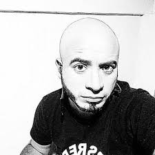 Roberto Menjívar 🇸🇻🇨🇷 (@LuisRobertoMenj)