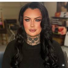 Shaquelle❤️ looking 🔥 just beautiful ✖️Makeup and Hair✖️💋 PowderFace mua  💋 . . . . #makeupandhair #pointcookbusiness #pointcook #melbourne #mua  #makeup #makeupartist #contour #makeupartistry #glam #hairstylist  #hairstyling #wakeupandmakeup ...