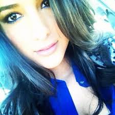 Elizabeth Lederman's Instagram, Twitter & Facebook