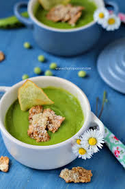 Crema Di Piselli Con Corn Flakes Al Formaggio E Chips Di Patate