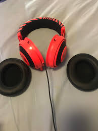 What headset does pewdiepie use. My Pewdiepie Headset Broke I M Now Very Sad And Dot Have Enough Money To Buy The New One Pewdiepiesubmissions