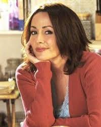 Hair of this type is very appealing if properly handled. Patricia Heaton Everybody Loves Raymond Patricia Heaton Everybody Love Raymond Curvy Beauty