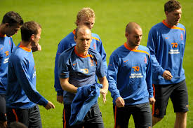 Een spannende periode waarin de verrichtingen van het nederlands elftal op het wk voetbal in brazilië uiteraard de overhand hebben. Nederlands Elftal Speelt Interland In Enschede Foto Tubantia Nl