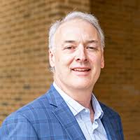 Dr. Tim Thomas: Professor