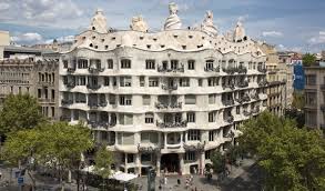 Hotel catalonia la pedrera si trova a barcellona e vanta una posizione strategica nel centro storico sì, hotel catalonia la pedrera offre la cancellazione gratuita su alcune tariffe di camere selezionate. La Pedrera Essenziale Visit Barcelona Tickets