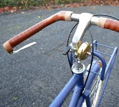 View From The Cockpit Sam In Custom Color Equipped With Brooksengland Leather Bartape Inverse Brakelevers And Narrow Frontcarrier Achielle Velo F Fiets
