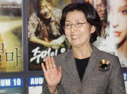 사람들이 '근친상간'이라는 얘기를 했다고 속상한 마음을 계산 하고 나왔는데 걔네가 우르르 뛰어 나와서 '야 고은아 잡아'라고 하더라. ì„œìš¸ì‹ ë¬¸ ê¹€ë¬¸ê¸°ìžê°€ ë§Œë‚œì‚¬ëžŒ ê·¹ìž¥ì—…ê³„ ì„±ê³µí•œ Ceo ê³ ì€ì•„
