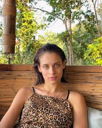 She is known for portraying ratcatcher's daughter, cleo cazo, also known as ra. 17 6 M Gostos 54 Comentarios Daniela Melchior Itsdanielamelchior No Instagram No Shoes No Make Up No News Women Lady Make Up