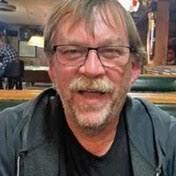 Ellen Gabbard's Instagram, Twitter & Facebook