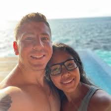 Kristi Bloom's Instagram, Twitter & Facebook