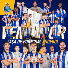 Já após a saída de ricardo castro antes do término da época, também o compatriota gonçalo cunha está de saída do villa de aranda. Fc Porto On Twitter Final Da Taca De Portugal De Andebol Tvi24 Fcporto Fcportoandebol Andebol Fcportosofarma Fcportosports