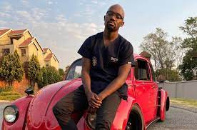 Dr musa mthombeni and his girlfriend, former miss sa liesl laurie, are engaged to be married. Dr Musa Mthombeni Urges Mzansi To Buckle Up Ahead Of Third Wave Of Infections