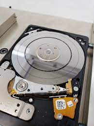 Platter Damage On Seagate Hard Drive Seagate Data Recovery Recovery