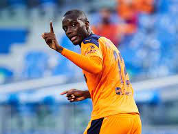 Maybe you would like to learn more about one of these? Mercado Da Bola Psg Quer Contratar Jovem Zagueiro Frances Do Valencia Diz Revista