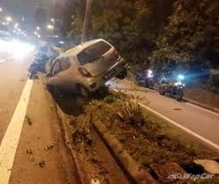 Nasoha bin abdul rahman (service head). Perodua Axia Went Against Traffic On Federal Highway Motorcycle Lane Wapcar