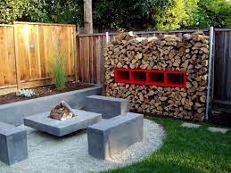 Pin By Thomas Neumann On Small Yards Backyard Landscaping Designs Backyard Ideas For Small Yards Rustic Landscaping