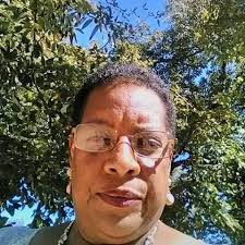 Familiar faces from Carolyn's 1986 class