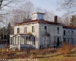 Abandoned Home In Readfield Maine Micoley S Picks For Abandonedproperties Www Micoley Com Abandoned Places Abandoned Houses Old Abandoned Houses