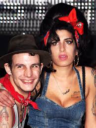 Amy was brought up on jazz music; Amy Winehouse Blake Fielder Civil Fuhlt Sich Schuldig Intouch