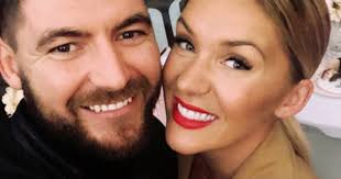 2018 eleje óta tóth bence a társa. Nagy Az Orom Vegre Unnepelhet Hodi Pamela Es Szerelme Femcafe