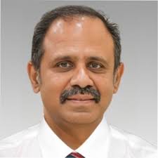 Claude Wade, AIG's Executive Vice President, Chief Digital Officer and  Global Head of Business Operations & Claims, is committed to the pursuit of  lifelong learning.