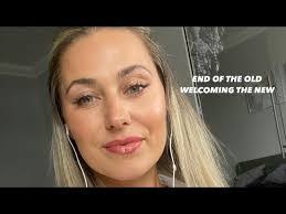 Cynthia Kettle's Instagram, Twitter & Facebook