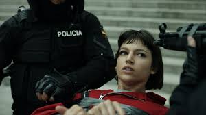 Depuis 9h01 tu peux te précipiter sur netflix pour binger la dernière saison en date des aventures de tokyo, rio, el professor. La Casa De Papel Season 3 Netflix Trailer Release Date Cast