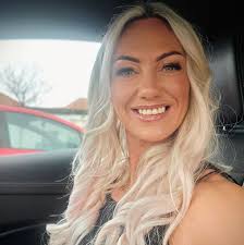 I'm new to the area, looking for hair and beauty salons... Recommendations  please