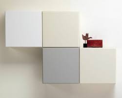 Die schränke sind zerlegt und lassen sich dank der. Badezimmer Hangeschrank Tolle Ideen Archzine Net