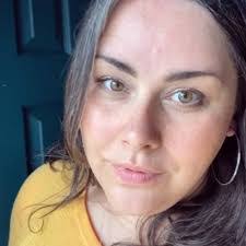 Nancy Weingart's Instagram, Twitter & Facebook