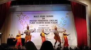 Pejabat daerah tanah petaling is a free app for android published in the office suites & tools list of apps, part of business. Pejabat Kesihatan Daerah Petaling Cute766