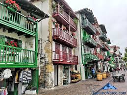 Hondarribia, un lugar de paseo. Hondarribia Que Ver Y Que Hacer