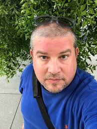 How David Mason's Art Blends Realism with Simplicity