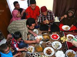 Check spelling or type a new query. Millionen Muslime Feiern Fest Des Fastenbrechens Religion Orf At