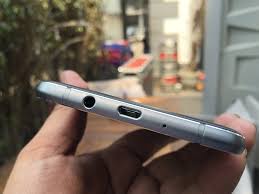 Cara mengatasi iphone tidak bisa di cas. Cara Memperbaiki Samsung Galaxy J7 2015 2016 Tidak Mau Nge Cas Dan Masalah Charging Lainnya Elppas Story