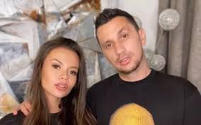 We did not find results for: Cum A Cerut O Flick In CÄsÄtorie Pe Denisa HodiÈan Nu Ètiam Ce FÄcea El In Timp Ce CotrobÄia Prin CamerÄ Galerie Foto Stiri Vedete Si Evenimente Viva Ro