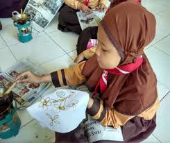 Contoh gambar 3 dimensi untuk anak sd. Ekstrakurikuler Membatik Sebagai Sarana Cinta Warisan Nenek Moyang Sd Islam Surya Buana