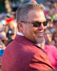 Join us in wishing @RealCJ10 a happy birthday! Did you know Chipper Jones  is the only switch-hitter in major league history with a lifetime .300  average and 300-or-more home runs?