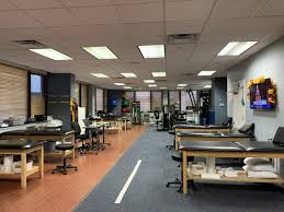 Welcome to modern rehab physical therapy where we pride ourselves on coming up with today's solutions for yesterday's pain. Sportscare Physical Therapy Paramus New Jersey Forest Ave