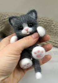 Gercek Sandim Resmen Harika Tasarim In 2020 Needle Felted Animals Needle Felting Projects Needle Felted Cat